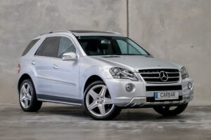 mercedes benz ML50 wagon front view