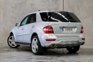 mercedes benz ML50 wagon rear view